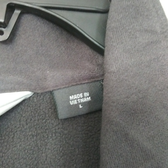 Eddie Bauer weather resistant softshell jacket - Picture 6 of 8